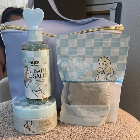 Alice in Wonderland (AiW)- Bath Salts, Scrub, Poof, Bath Bomb & Shroom Balm - Picture 10 of 14